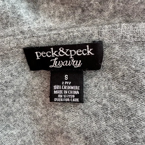 PECK & PECK LUXURY ~ Heather Gray Ruffled Cardigan w/ Hidden Buttons size S - Picture 3 of 8